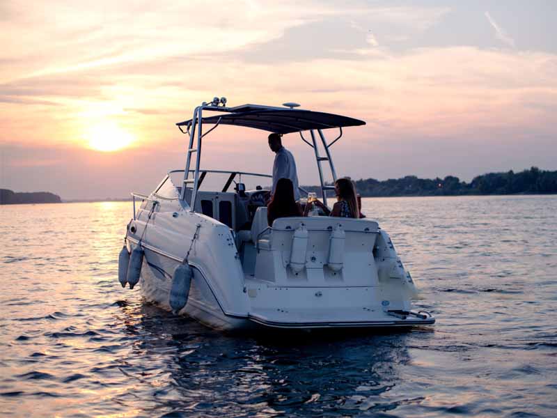 Boat Tour along the Mirissa coast